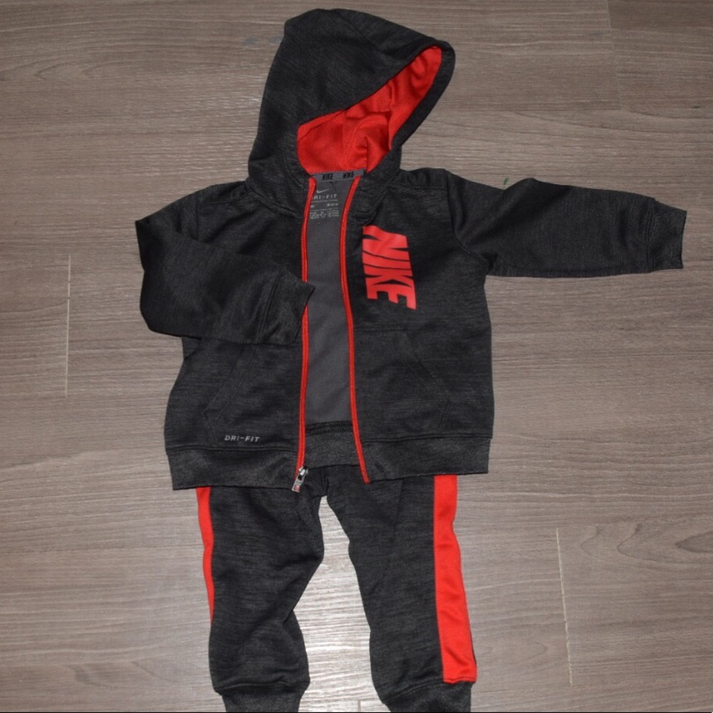 Toddler Nike drifit track suit